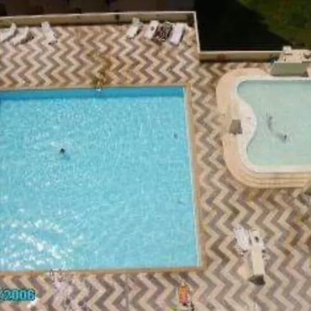 Varandas Da Rocha Apartment